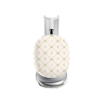Petit Petals | Dainty Lattice AirPods Max Case